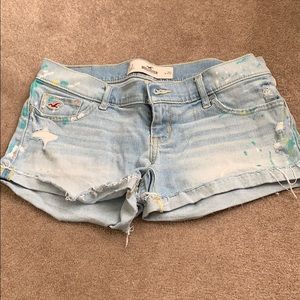 Hollister paint splatter shorts